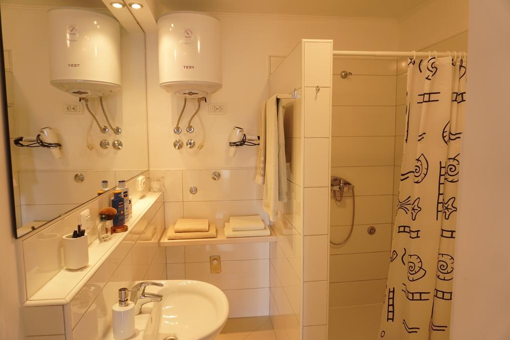 Stella Mare Apartments Podstrana Ngoại thất bức ảnh