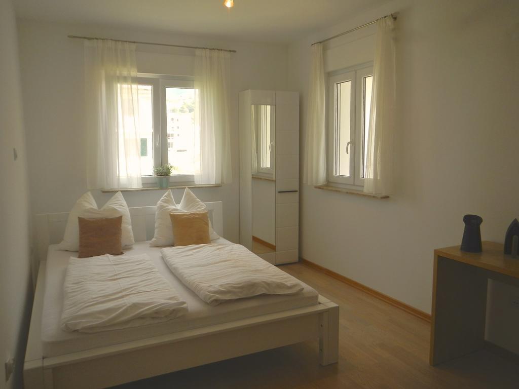 Stella Mare Apartments Podstrana Phòng bức ảnh